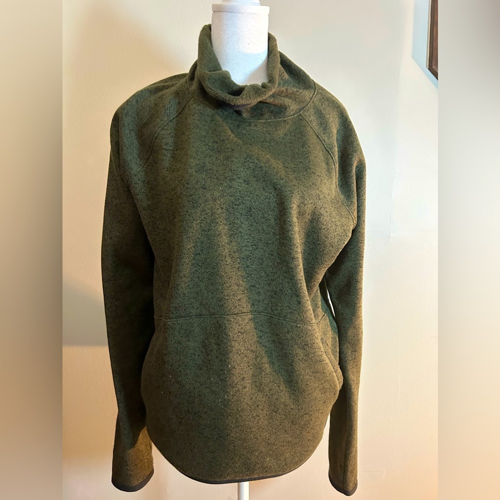 Ten Gear On-the-Go Gear pullover